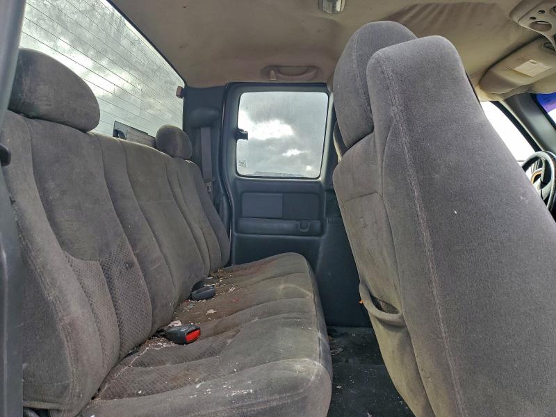 Photo 10 from auction – 2004 CHEVROLET SILVERADO with VIN 2GCEC19T741376835