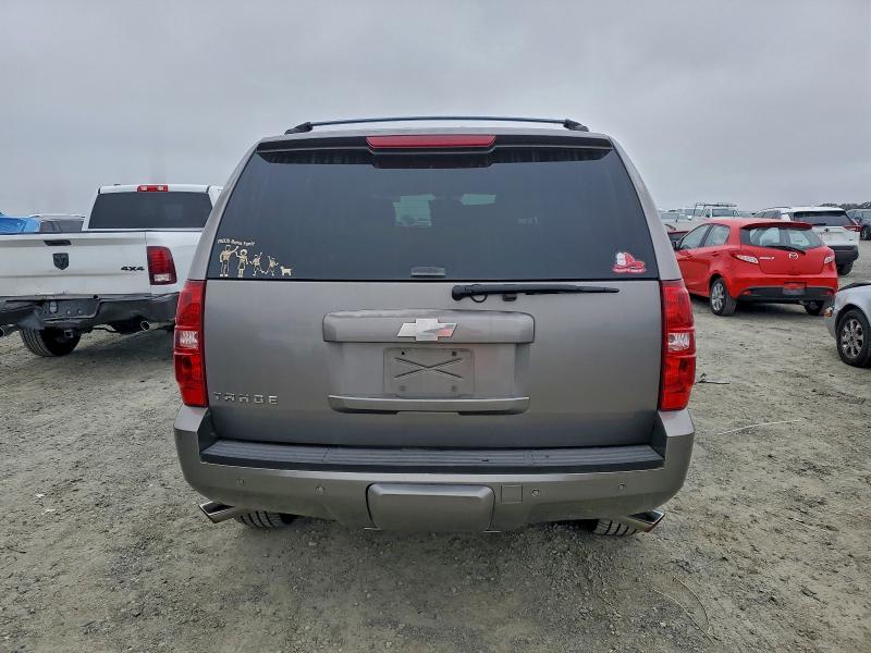 Photo 6 from auction – 2007 CHEVROLET TAHOE C150 with VIN 1GNFC13097R207521