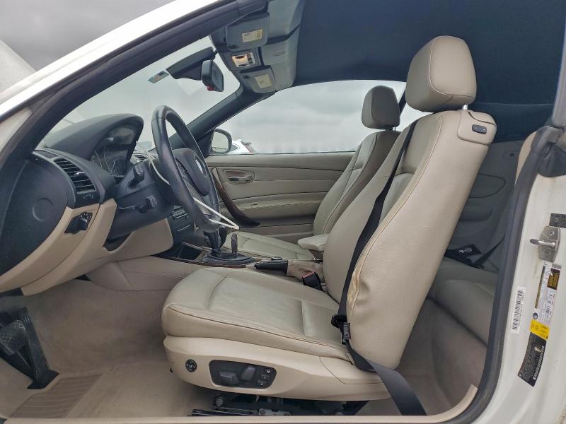 Photo 7 from auction – 2011 BMW 128 I with VIN WBAUL7C55BVJ78739