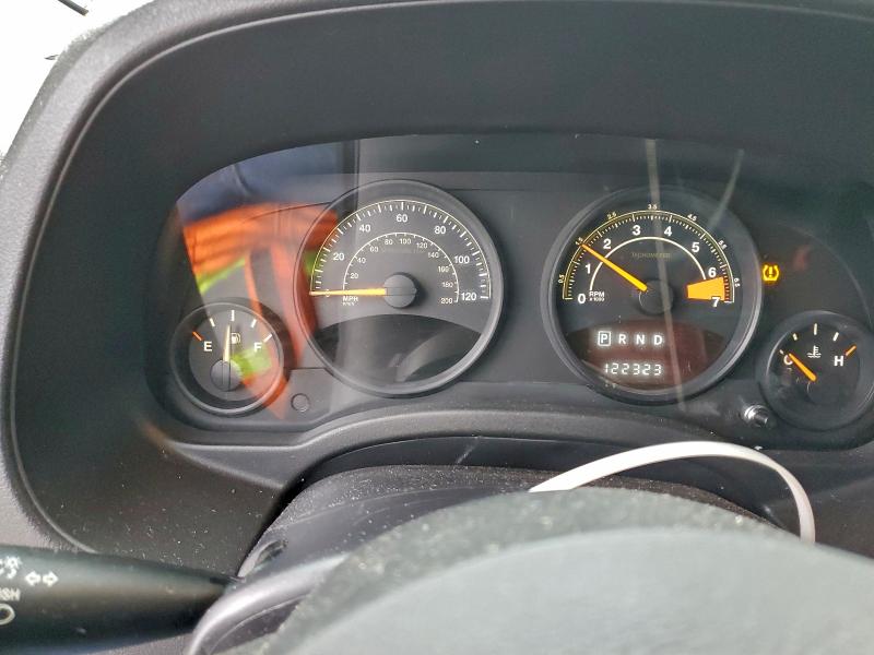 Photo 9 from auction – 2015 JEEP PATRIOT SP with VIN 1C4NJPBA3FD427918