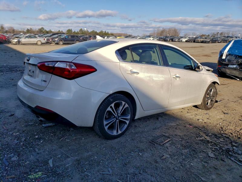 Photo 3 from auction – 2016 KIA FORTE EX with VIN KNAFX4A86G5491153