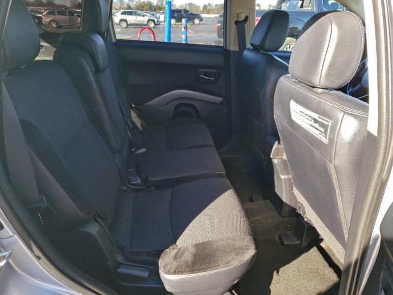 Photo 11 from auction – 2013 MITSUBISHI OUTLANDER with VIN JA4AS3AW7DU008043