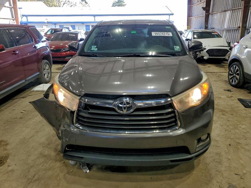 Photo 5 from auction – 2014 TOYOTA HIGHLANDER with VIN 5TDYKRFHXES016208