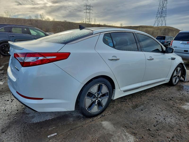 Photo 3 from auction – 2013 KIA OPTIMA HYB with VIN KNAGM4AD2D5062002
