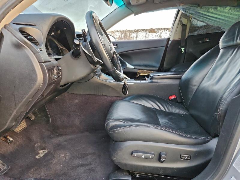 Photo 7 from auction – 2010 LEXUS IS with VIN JTHBF5C29A5121274