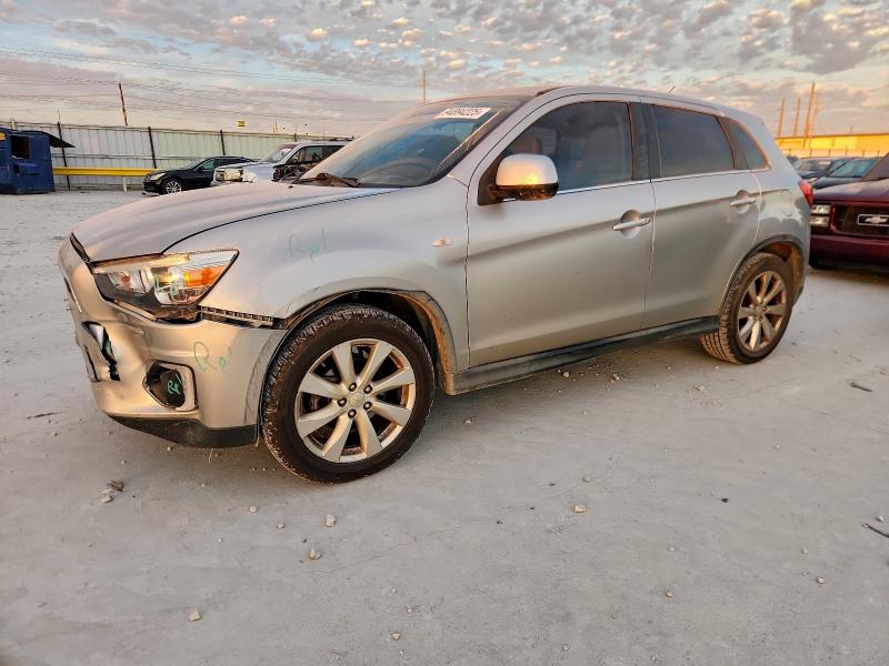 MITSUBISHI OUTLANDER 2015 с VIN 4A4AP4AU6FE047238 - Фото с аукциона