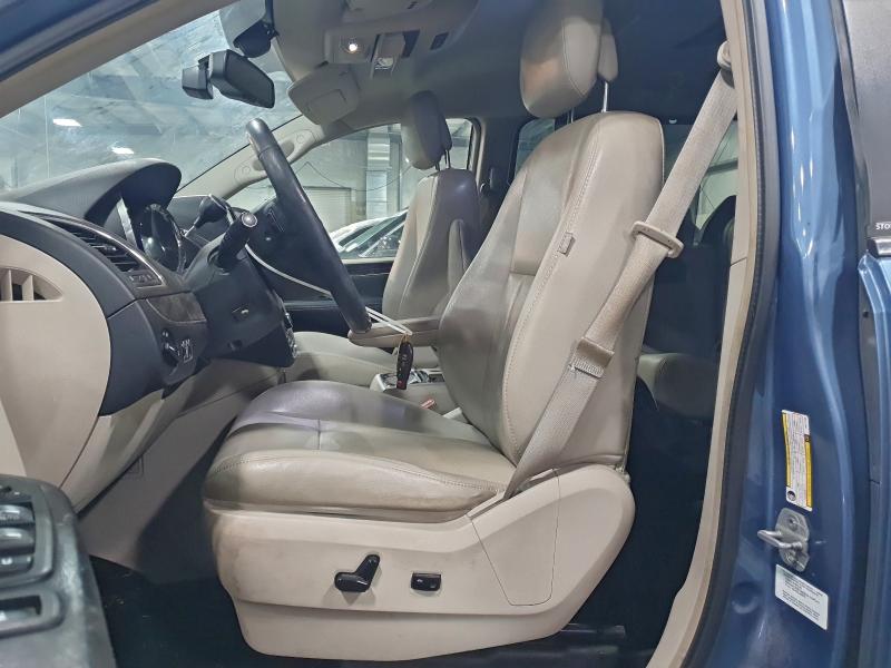 Photo 7 from auction – 2012 CHRYSLER TOWN & COU with VIN 2C4RC1CG0CR117195