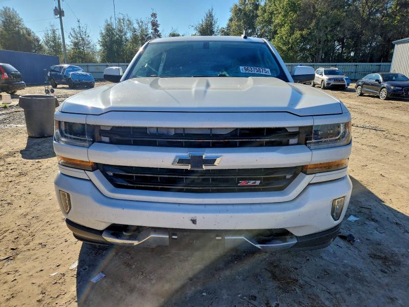 Photo 5 from auction – 2017 CHEVROLET SILVERADO with VIN 3GCUKREC8HG164655