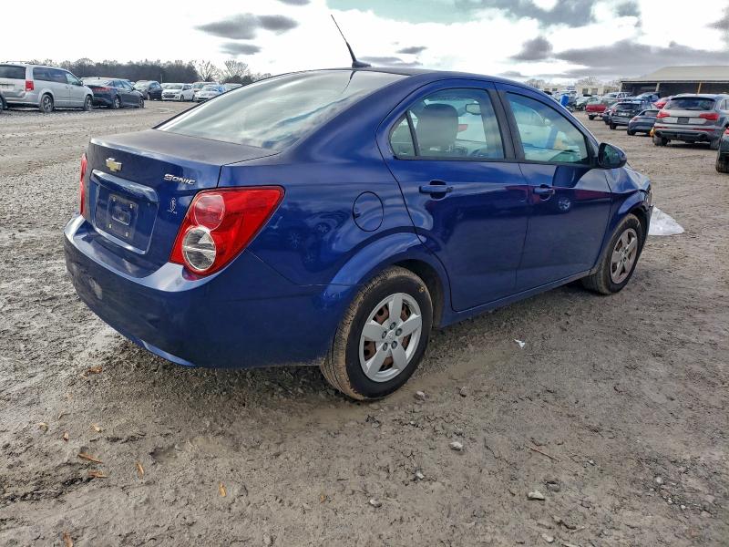Photo 3 from auction – 2013 CHEVROLET SONIC LS with VIN 1G1JA5SH6D4155595