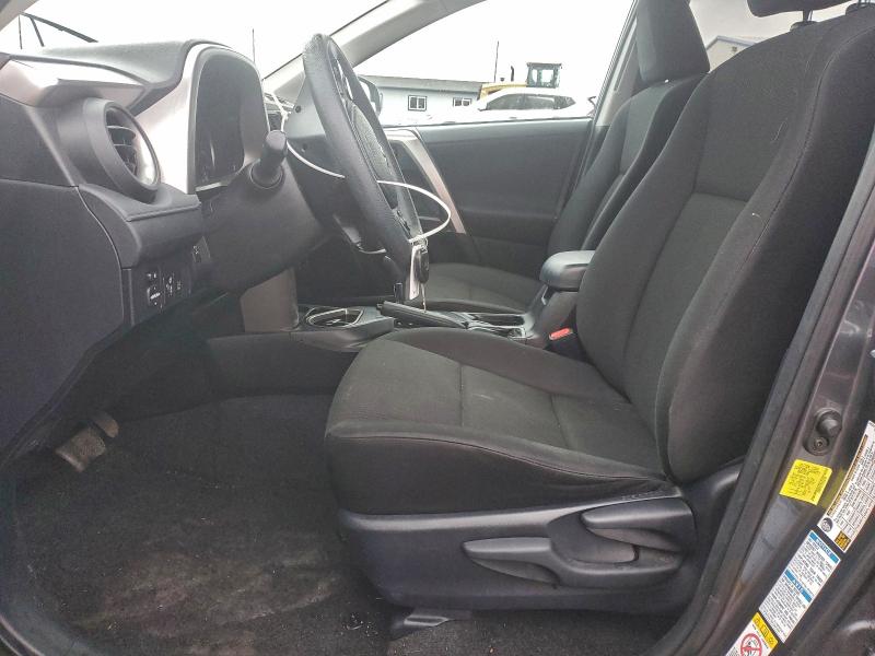Photo 7 from auction – 2017 TOYOTA RAV4 LE with VIN JTMBFREV2HD220325