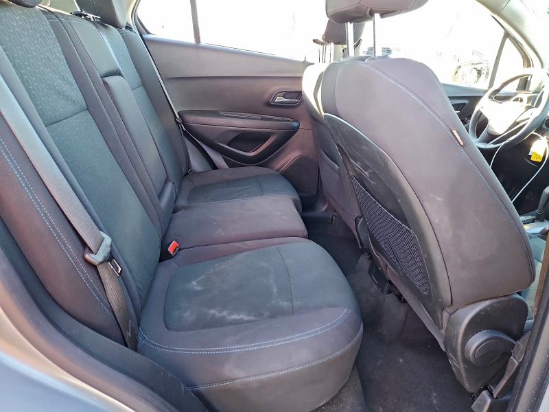 Photo 10 from auction – 2016 CHEVROLET TRAX LS with VIN KL7CJKSB3GB619644