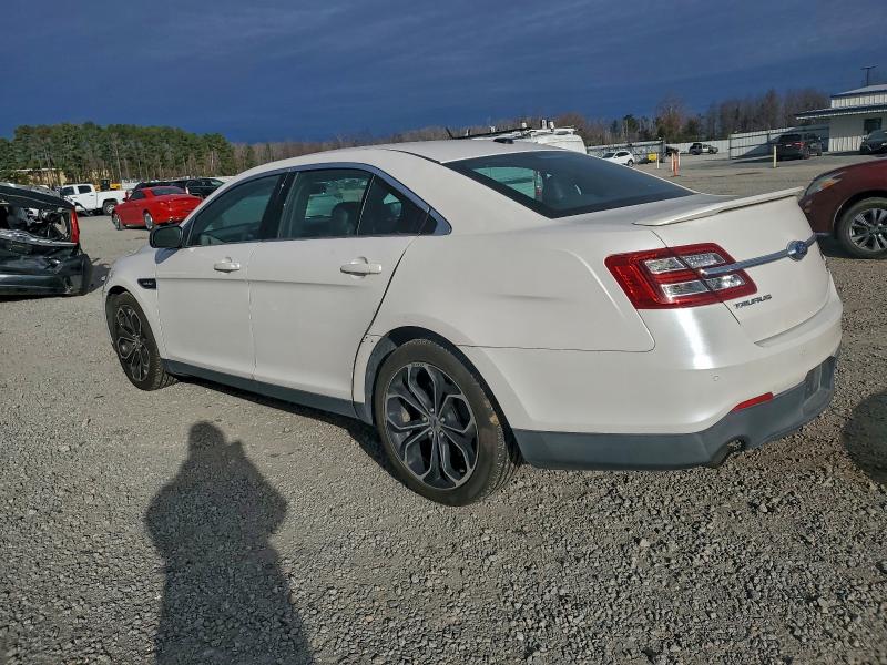 Photo 2 from auction – 2013 FORD TAURUS SHO with VIN 1FAHP2KT0DG173957