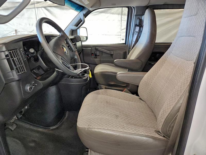 Photo 7 from auction – 2017 CHEVROLET EXPRESS G2 with VIN 1GAWGFFF8H1199057