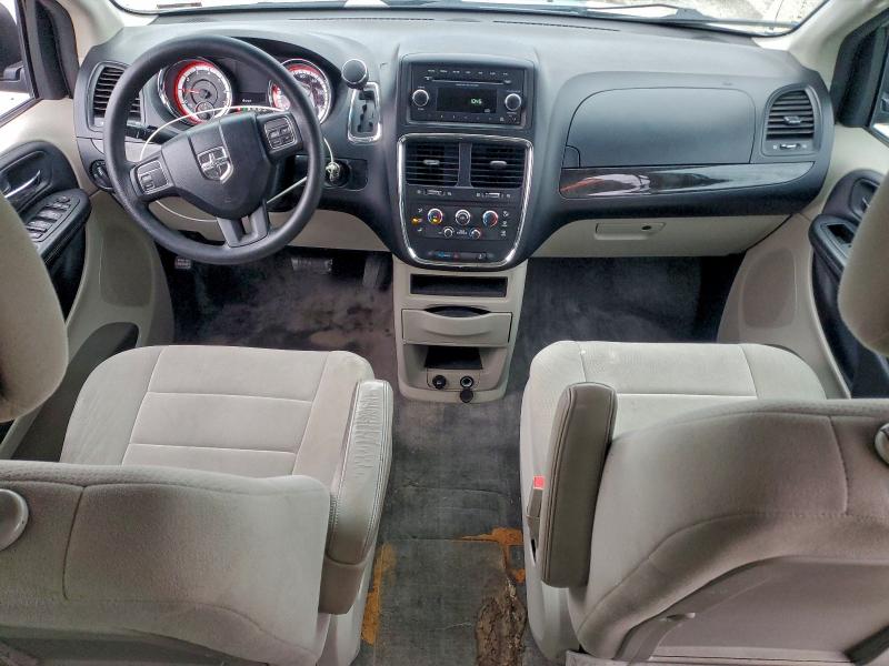Photo 8 from auction – 2012 DODGE GRAND CARA with VIN 2C4RDGCG9CR275552
