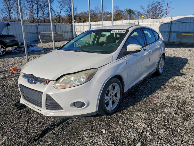 FORD FOCUS SE 2014 with VIN 1FADP3K27EL410495 - Photo from auction