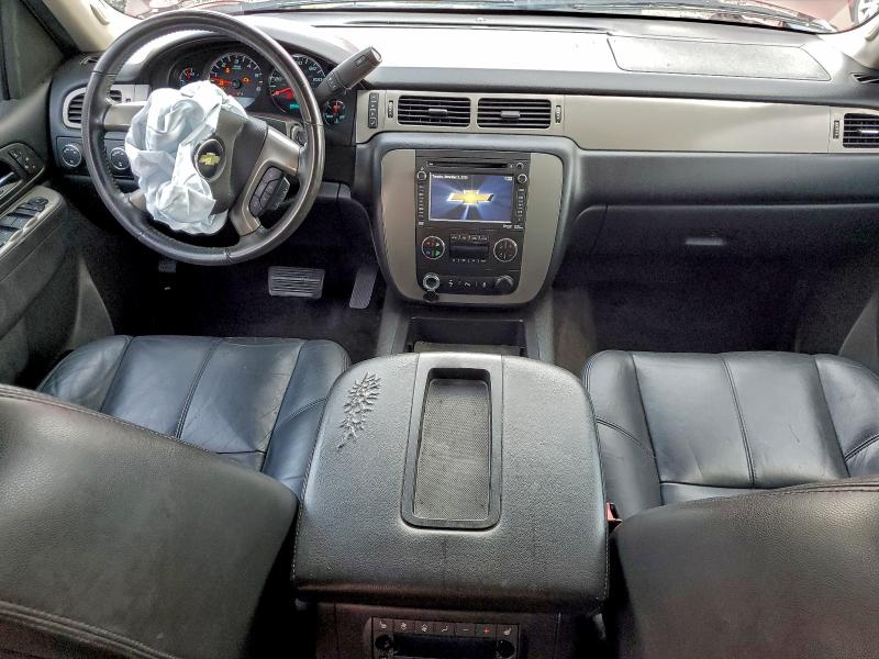 Photo 8 from auction – 2014 CHEVROLET TAHOE with VIN 1GNSKBE05ER126808