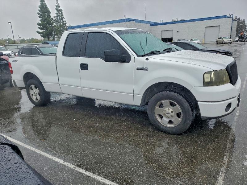 Photo 4 from auction – 2007 FORD F150 with VIN 1FTRX12W37FB37161