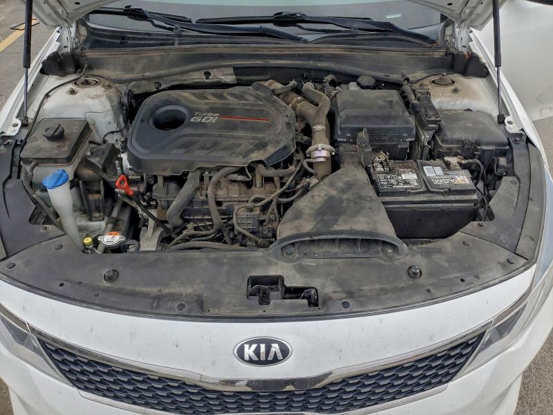 Photo 11 from auction – 2016 KIA OPTIMA SX with VIN 5XXGW4L22GG025590