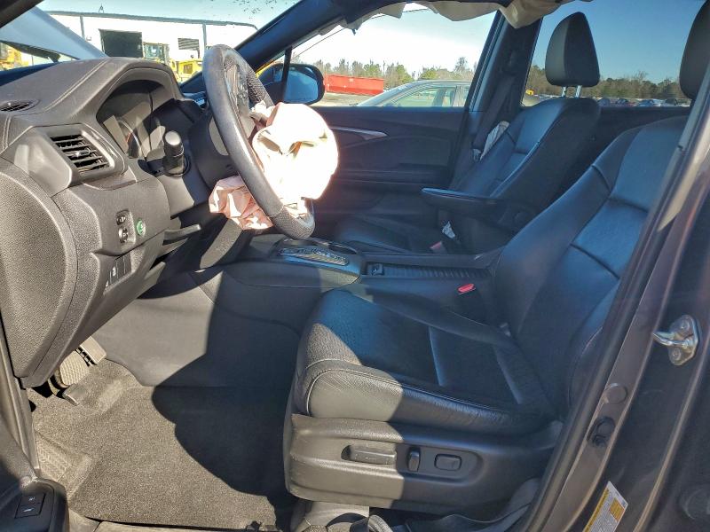 Photo 7 from auction – 2019 HONDA PASSPORT E with VIN 5FNYF7H50KB011062