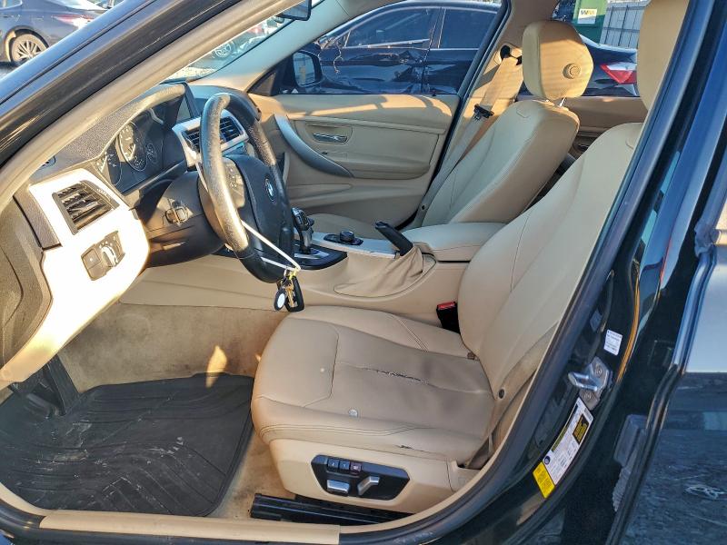Photo 7 from auction – 2016 BMW 320 with VIN WBA8A9C57GK617628