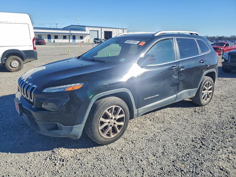 JEEP CHEROKEE L 2017 with VIN 1C4PJLCB4HW549686 - Photo from auction