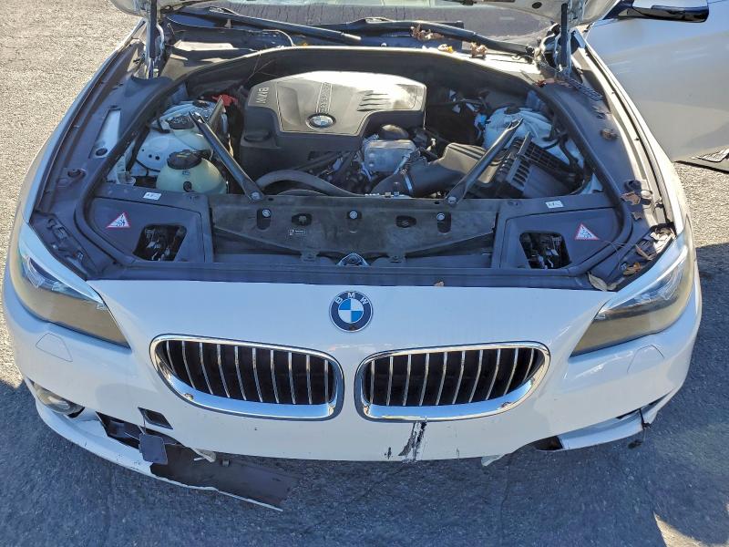 Photo 11 from auction – 2016 BMW 528 with VIN WBA5A5C50GG351383