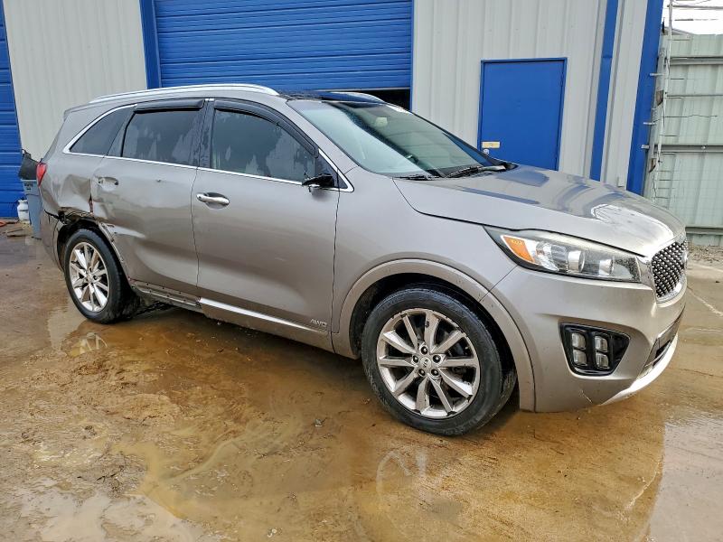Photo 4 from auction – 2016 KIA SORENTO SX with VIN 5XYPKDA53GG180959