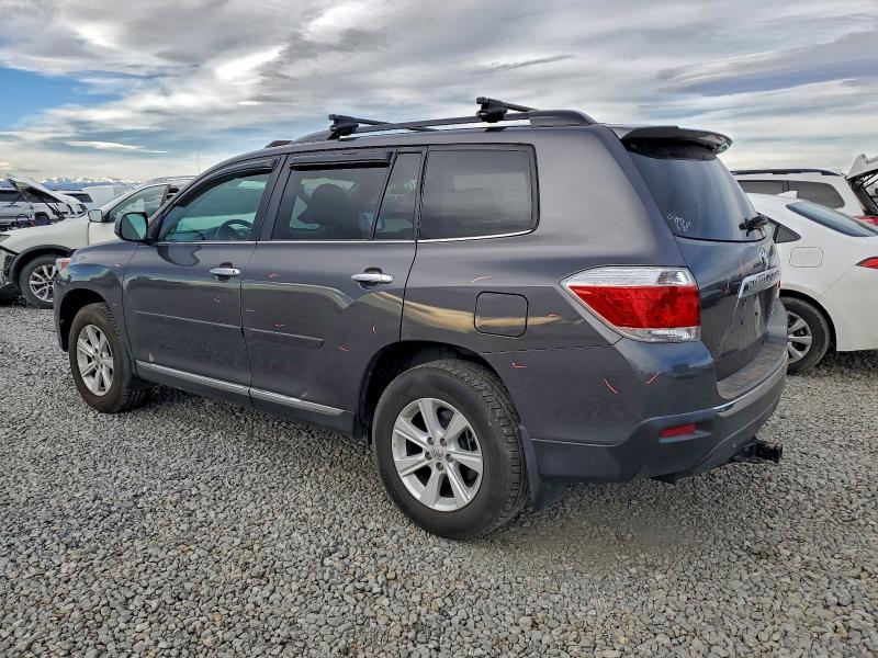 Photo 2 from auction – 2013 TOYOTA HIGHLANDER with VIN 5TDBK3EH5DS179061