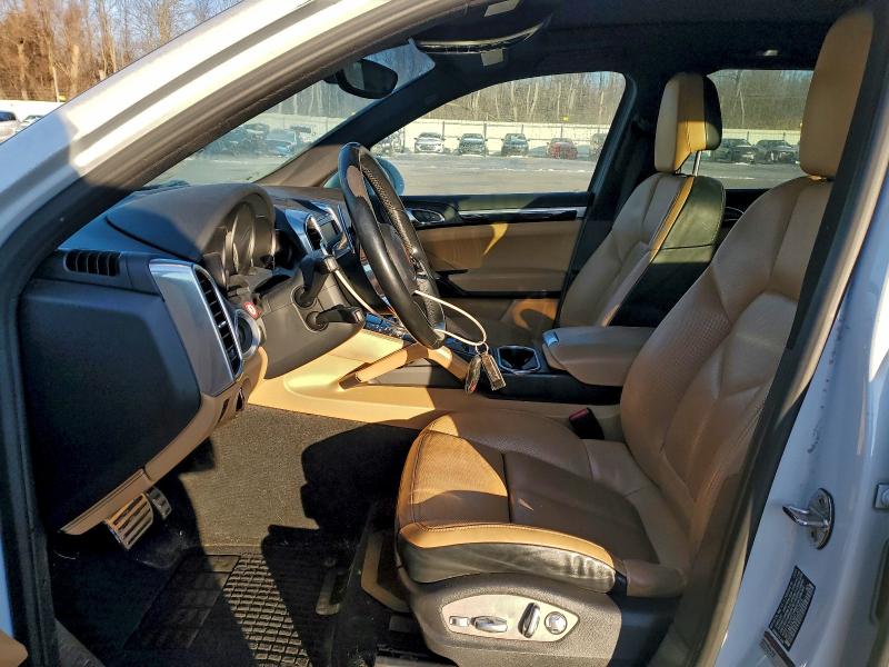 Photo 7 from auction – 2015 PORSCHE CAYENNE S with VIN WP1AB2A26FLA57819