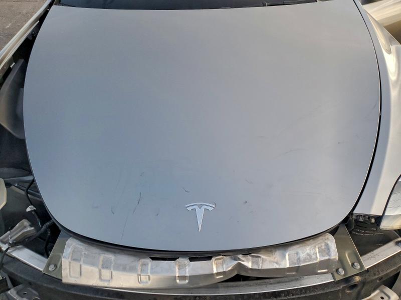 Фото 11 с аукциона – 2024 TESLA MODEL Y с VIN 7SAYGDEDXRF204193