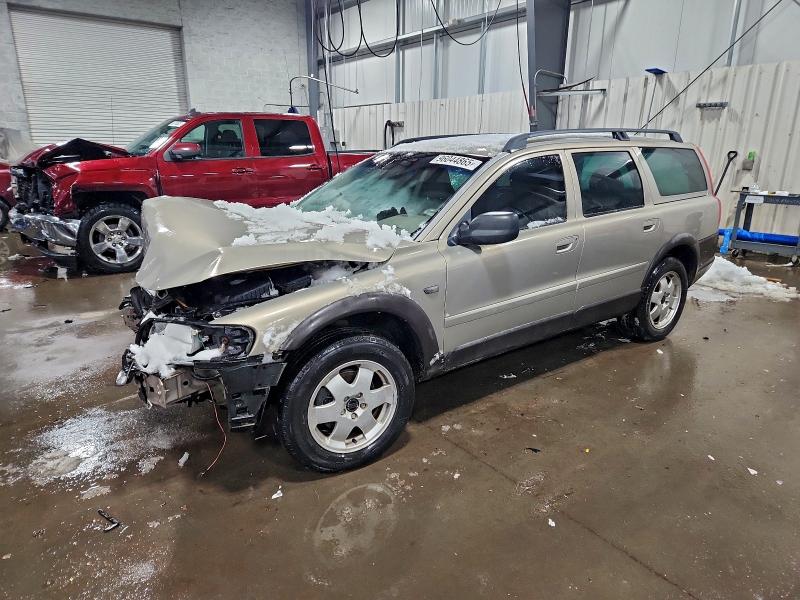 VOLVO XC70 2004 with VIN YV1SZ59H841137301 - Photo from auction