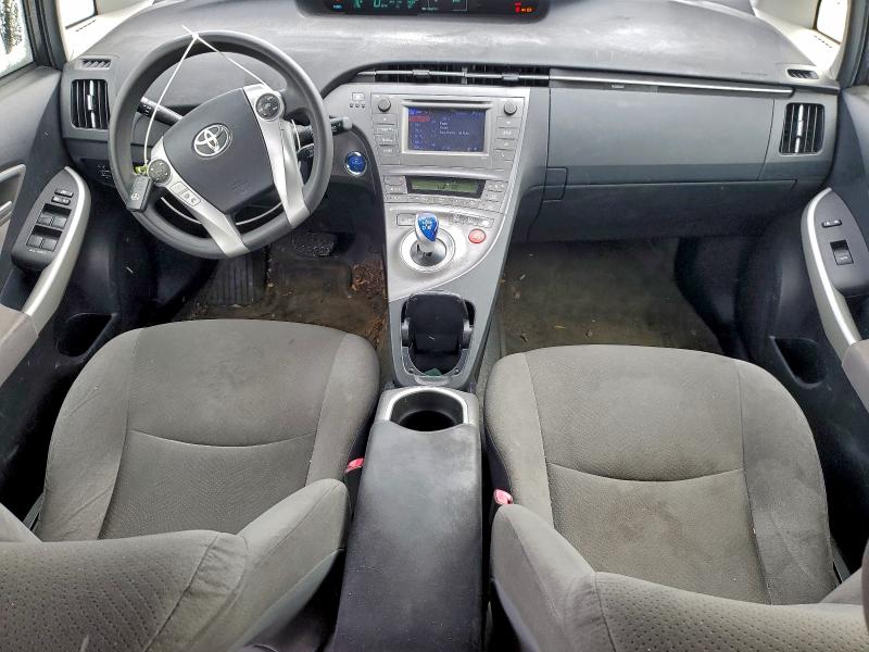 Photo 8 from auction – 2013 TOYOTA PRIUS with VIN JTDKN3DU5D1633361