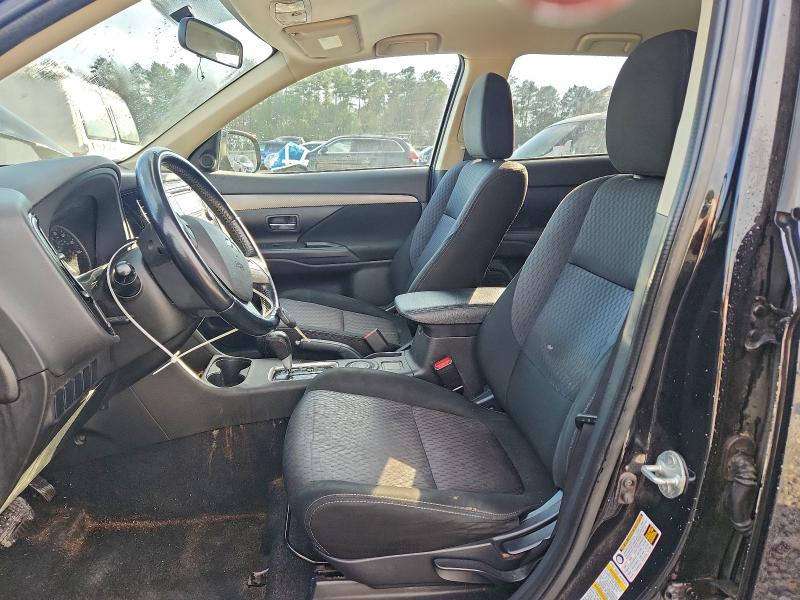 Photo 7 from auction – 2015 MITSUBISHI OUTLANDER with VIN JA4AD2A34FZ002975