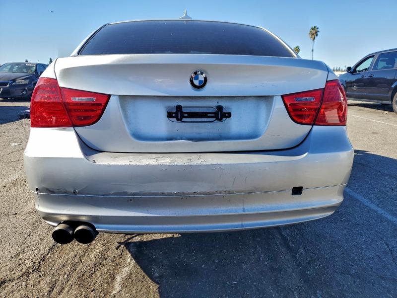Photo 6 from auction – 2011 BMW 328 with VIN WBAPH5C56BA446210