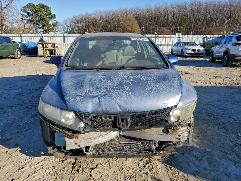 Photo 5 from auction – 2010 HONDA CIVIC LX with VIN 2HGFA1F55AH580991