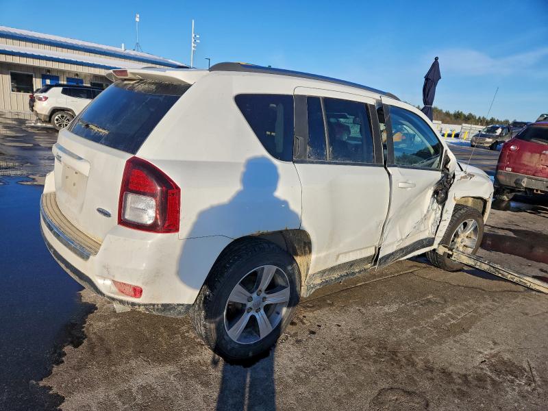 Photo 3 from auction – 2017 JEEP COMPASS LA with VIN 1C4NJDEB4HD108579