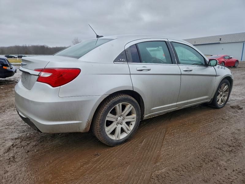 Photo 3 from auction – 2011 CHRYSLER 200 TOURIN with VIN 1C3BC1FB8BN617638