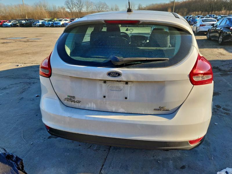 Photo 6 from auction – 2016 FORD FOCUS SE with VIN 1FADP3K25GL399614