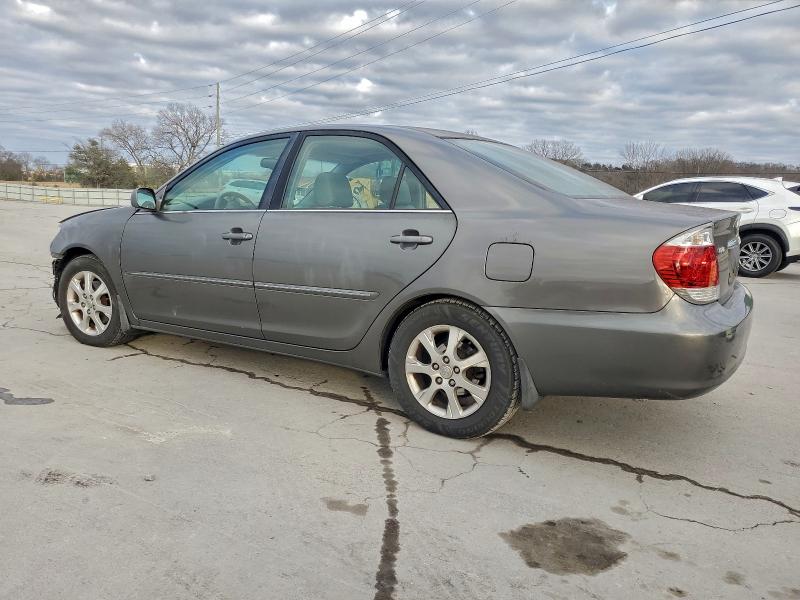 Photo 2 from auction – 2005 TOYOTA CAMRY with VIN 4T1BF30K55U601930