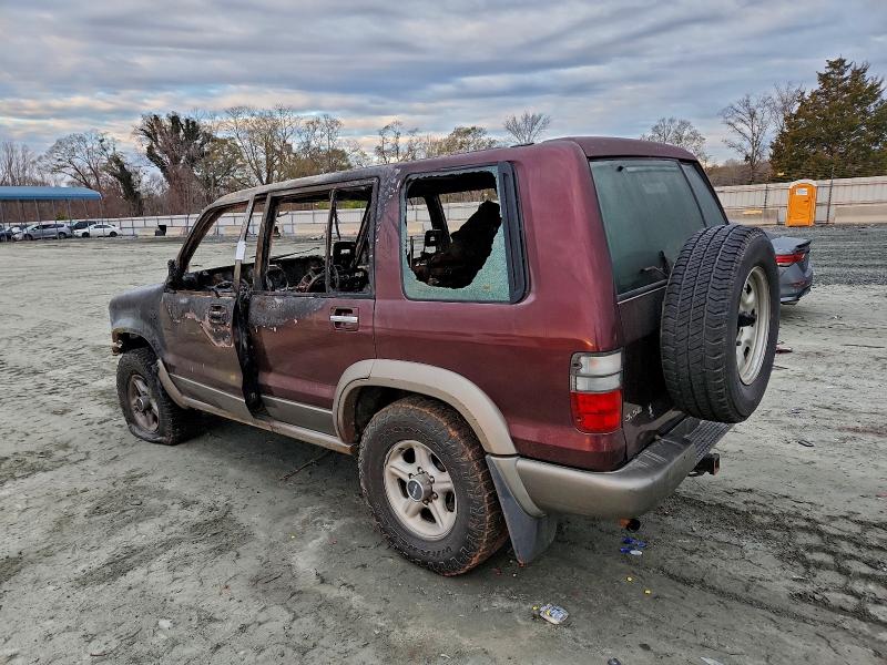 Photo 2 from auction – 2002 ISUZU TROOPER with VIN JACDS58X127J03527