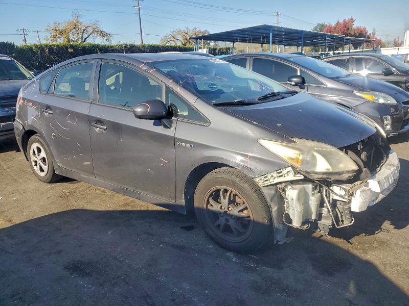 Photo 4 from auction – 2013 TOYOTA PRIUS with VIN JTDKN3DU4D5607973
