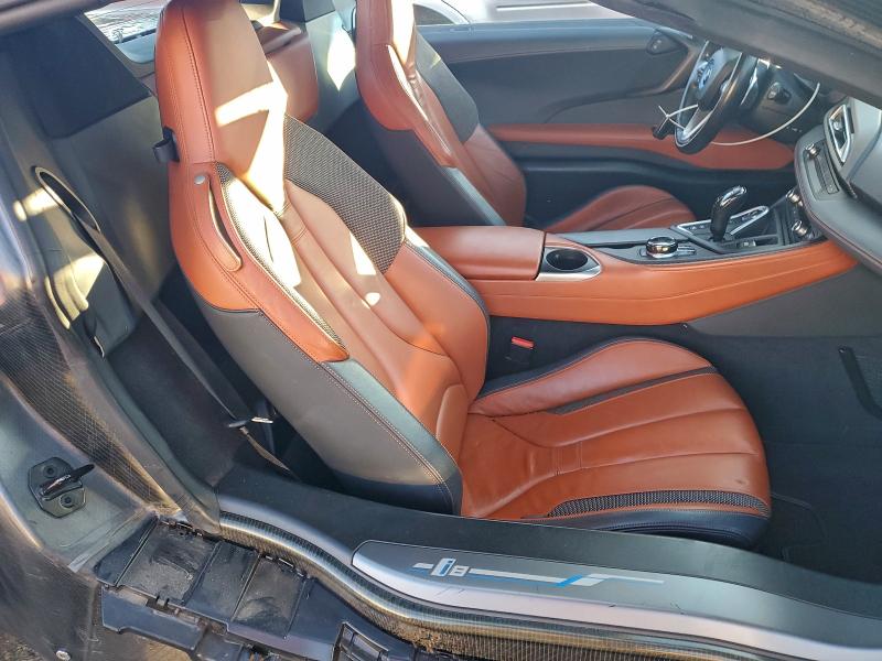 Photo 10 from auction – 2019 BMW I8 with VIN WBY2Z6C55KVB83072