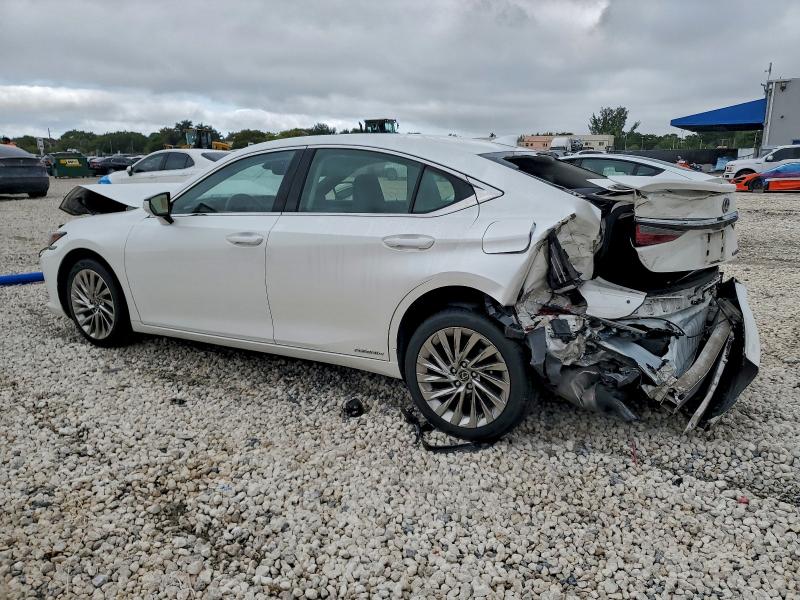 Zdjęcie 2 z aukcji – 2019 LEXUS ES 300H z VIN JTHB21B15K2023309