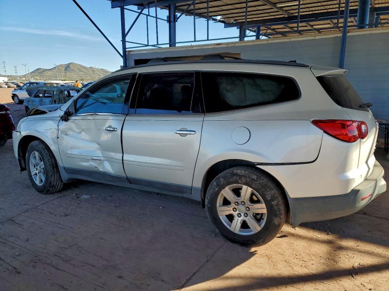 Photo 2 from auction – 2011 CHEVROLET TRAVERSE L with VIN 1GNKRGED0BJ309121