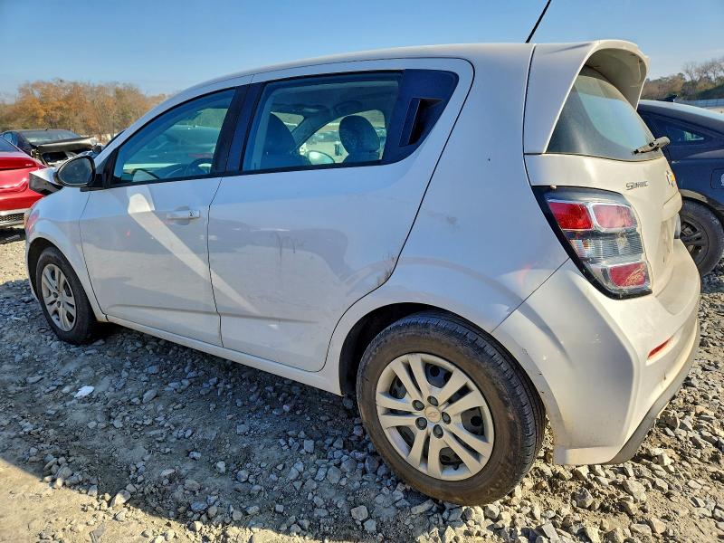Photo 2 from auction – 2017 CHEVROLET SONIC with VIN 1G1JG6SH4H4167710