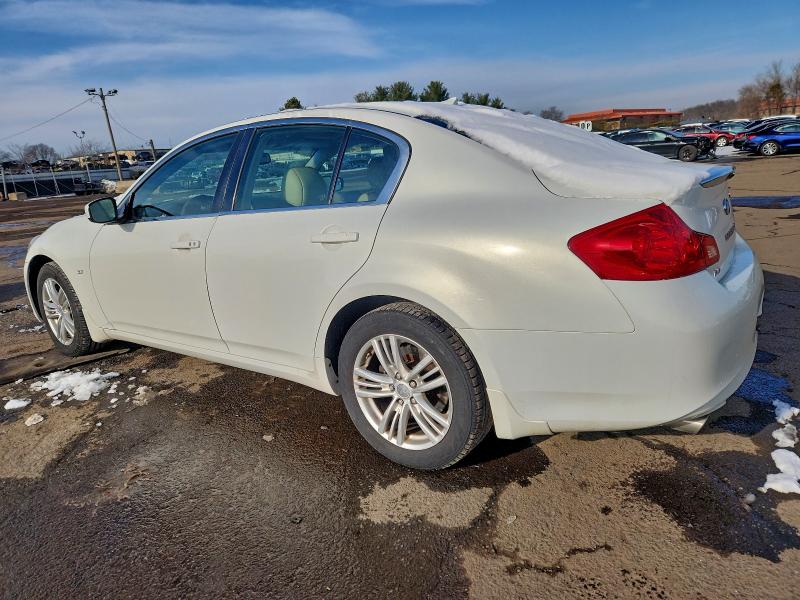 Photo 2 from auction – 2015 INFINITI Q40 with VIN JN1CV6AR3FM650623