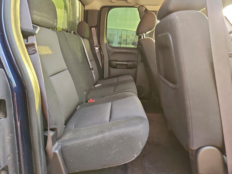Photo 10 from auction – 2011 CHEVROLET SILVERADO with VIN 1GCRKSE3XBZ209535