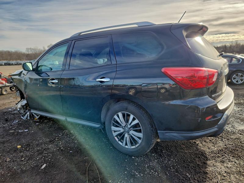 Photo 2 from auction – 2018 NISSAN PATHFINDER with VIN 5N1DR2MM9JC652112