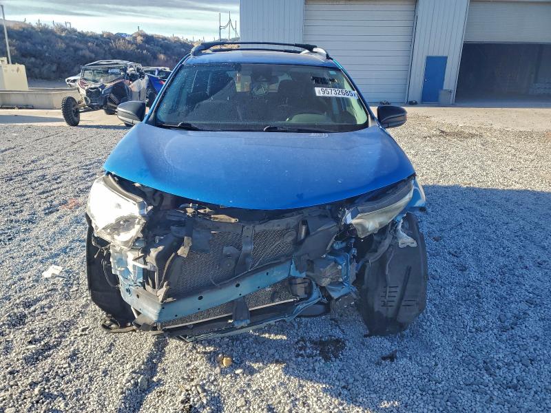 Photo 5 from auction – 2017 TOYOTA RAV4 LE with VIN JTMBFREV2HJ161195