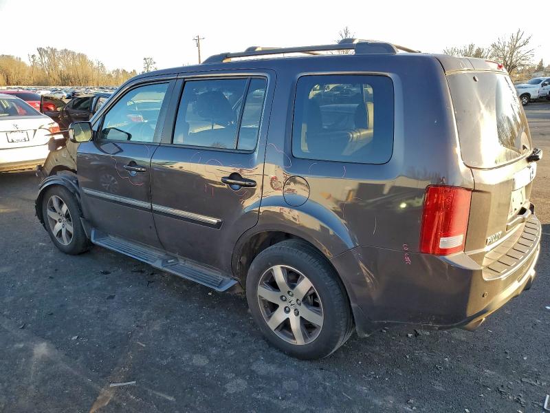Photo 2 from auction – 2012 HONDA PILOT TOUR with VIN 5FNYF4H95CB061300